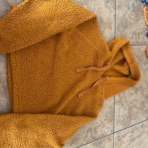 Cropped fuzzy hoodie